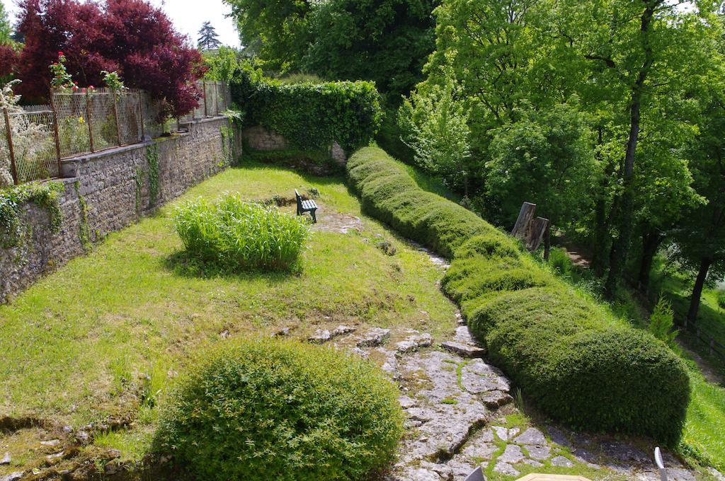 Logis Hotels Domaine Du Chatelard Dirac Luaran gambar